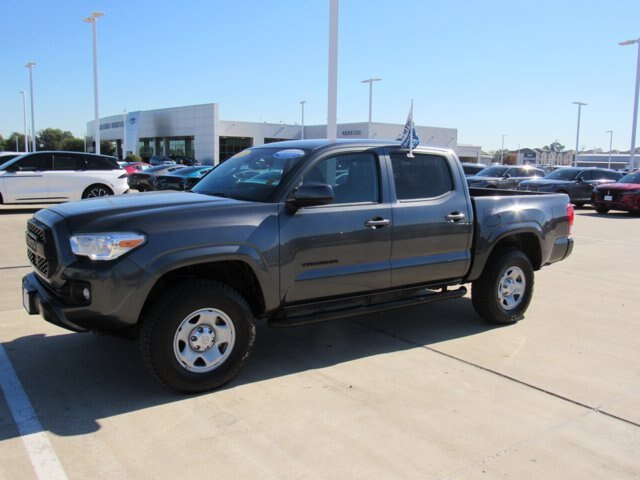 Used 2021 Toyota Tacoma SR AWD/4WD image 3