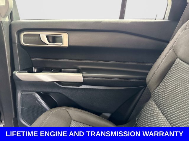 Certified 2023 Ford Explorer XLT RWD image 16