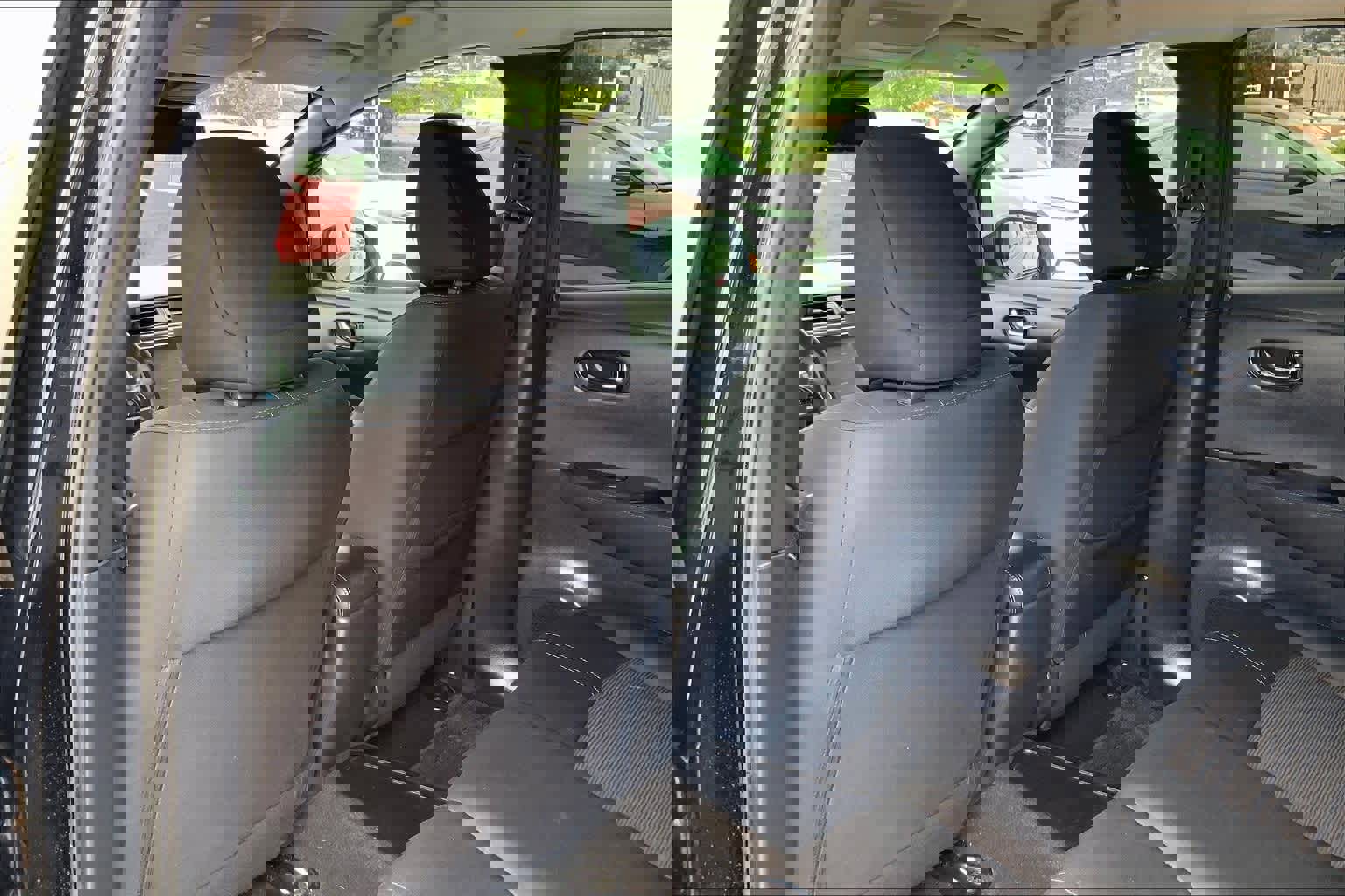 Used 2019 Nissan Leaf SV Plus w/ SV Plus Technology Package image 12