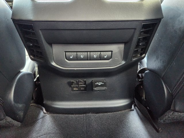 Used 2024 Toyota Tundra Platinum AWD/4WD image 32