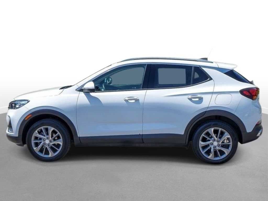 Used 2021 Buick Encore GX Essence w/ Advanced Technology Package AWD/4WD image 4