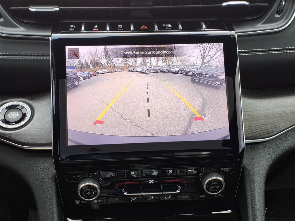 Used 2021 Jeep Grand Cherokee L Overland w/ Luxury Tech Group IV image 29