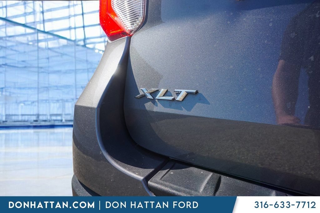 Certified 2022 Ford Explorer XLT w/ Equipment Group 202A AWD/4WD image 40