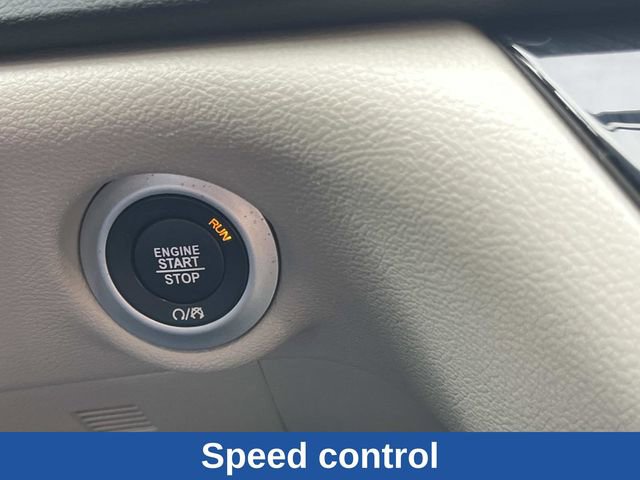 Used 2022 Chrysler Voyager LX FWD image 43