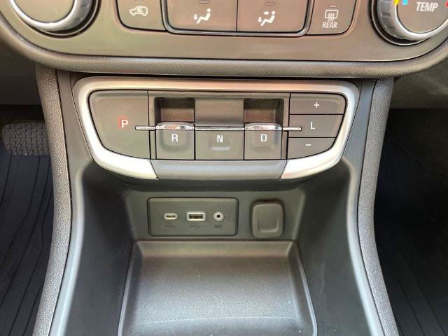 Used 2024 GMC Terrain SLE AWD/4WD image 21