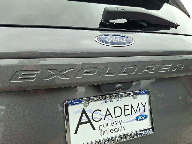 Certified 2023 Ford Explorer XLT w/ Equipment Group 202A image 33