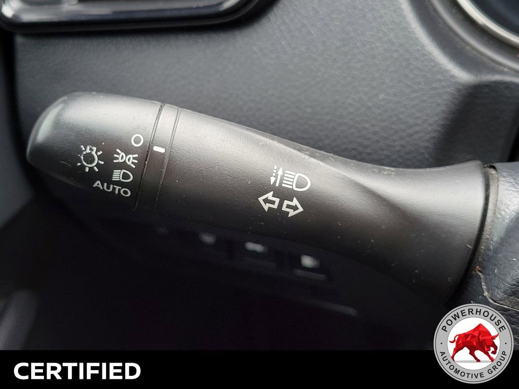 Used 2019 Nissan Rogue SV FWD image 31
