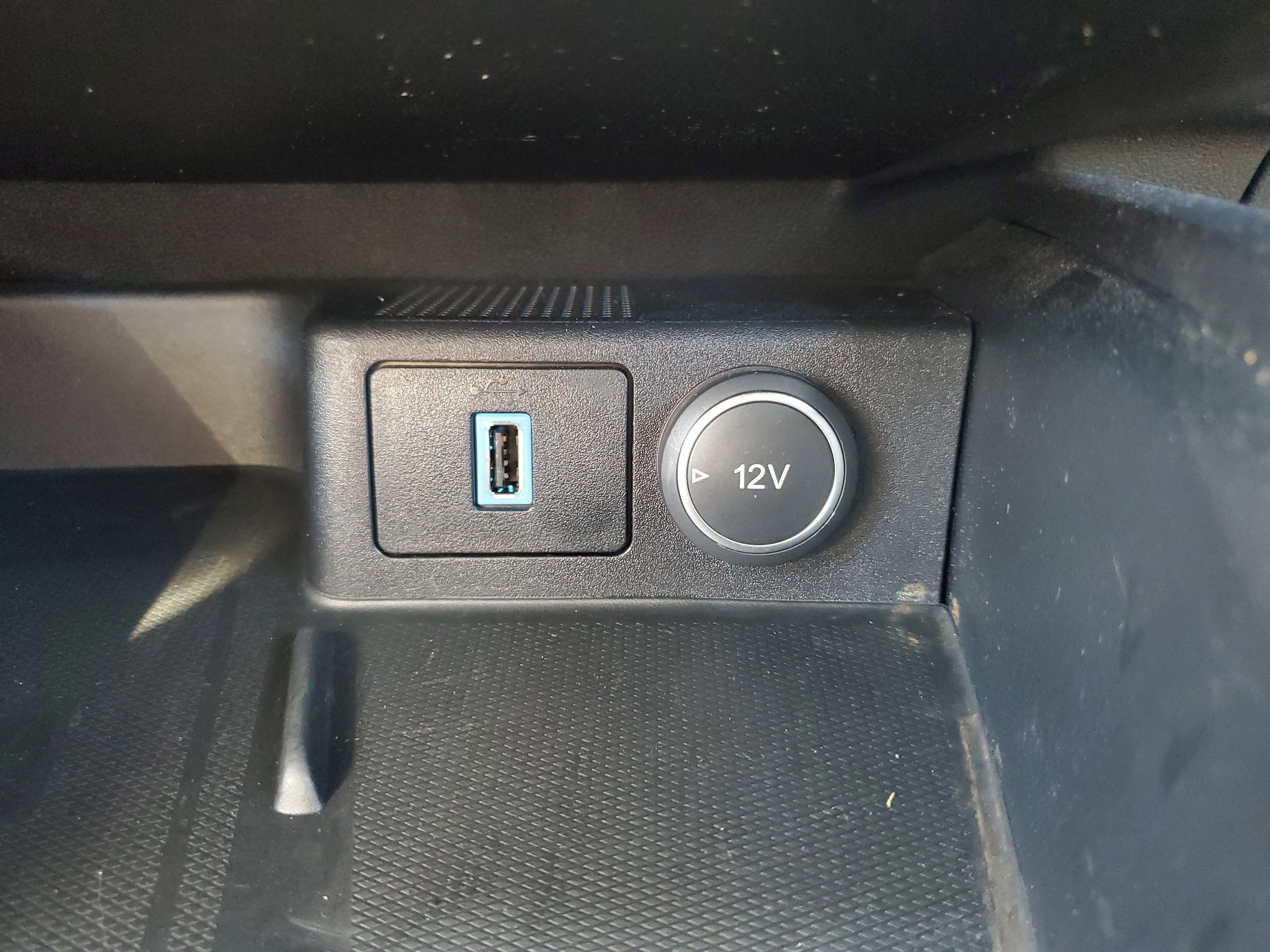 Certified 2020 Ford Escape Titanium image 29