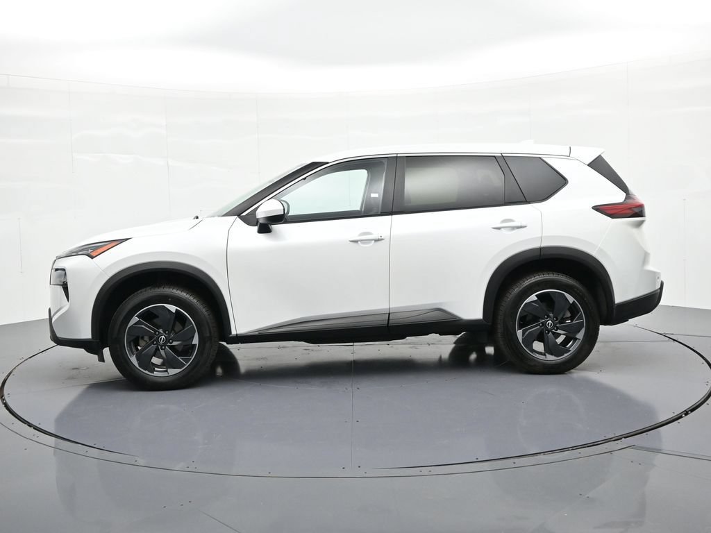 Used 2024 Nissan Rogue SV FWD image 9