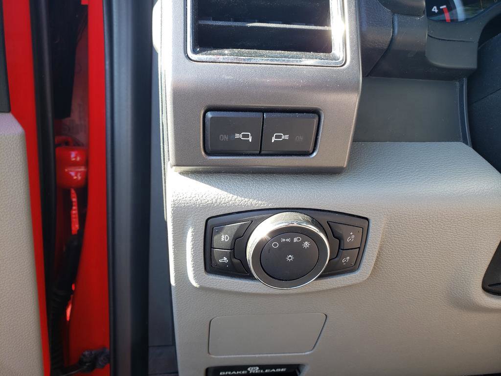 Certified 2020 Ford F350 XLT w/ XLT Value Package image 20