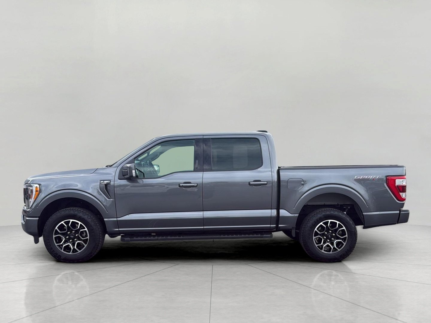 Certified 2022 Ford F150 Lariat w/ Max Trailer Tow Package AWD/4WD image 3