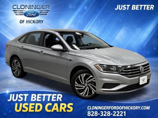 Used 2021 Volkswagen Jetta SEL FWD image 1