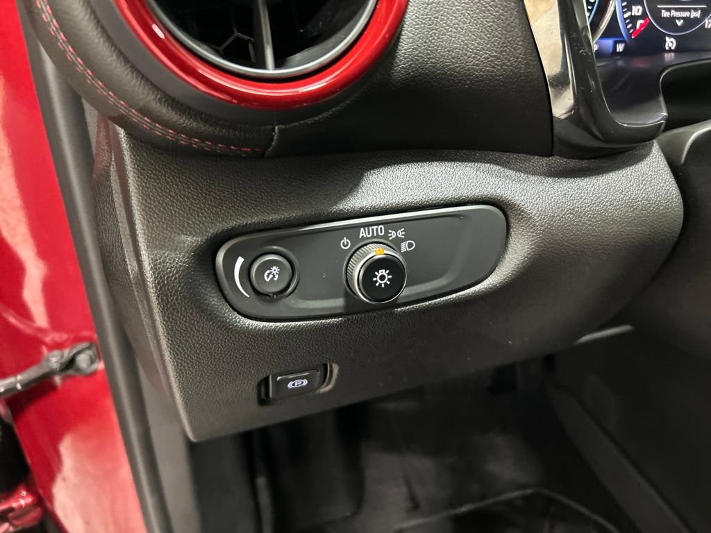 Used 2019 Chevrolet Blazer RS AWD/4WD image 14