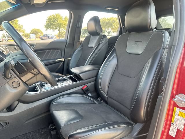 Certified 2019 Ford Edge ST w/ Convenience Package AWD/4WD image 11