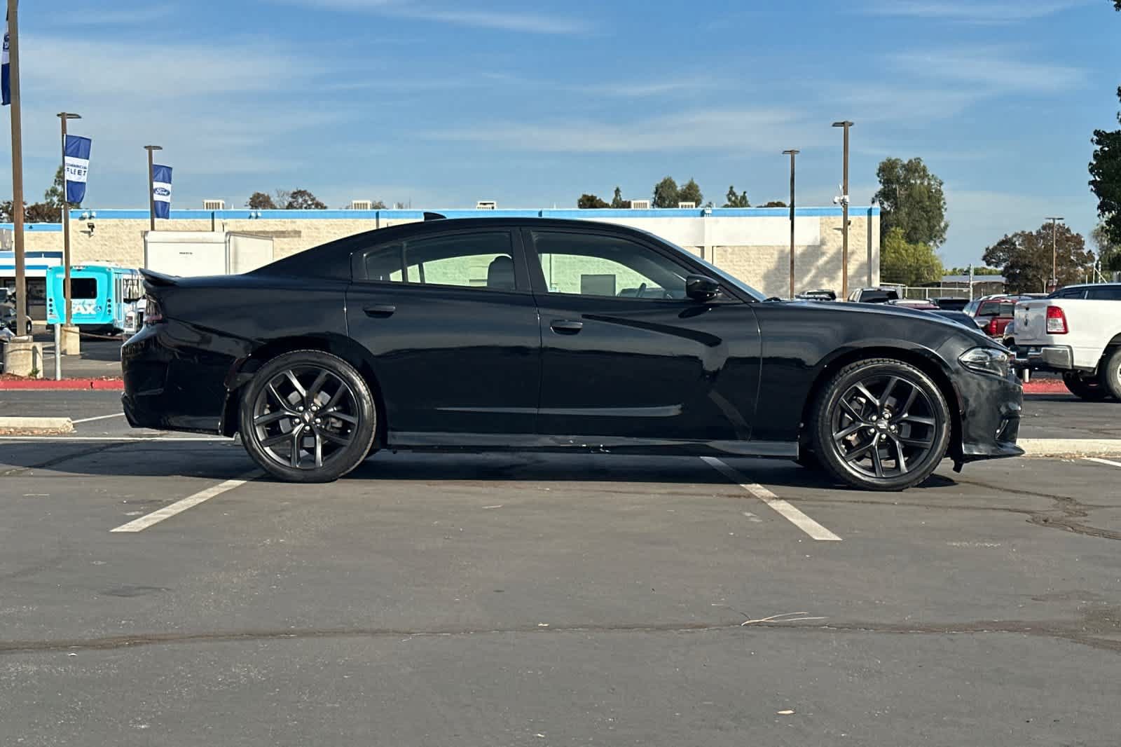 Used 2022 Dodge Charger GT w/ Blacktop Package RWD image 9