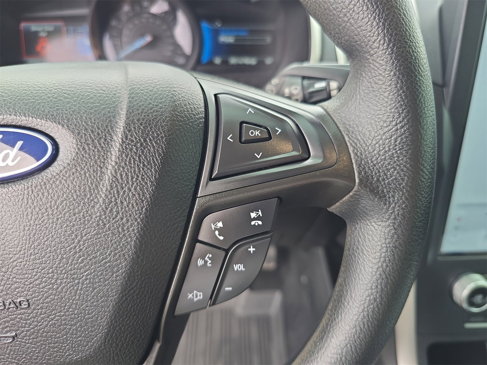 Certified 2021 Ford Edge SE image 21