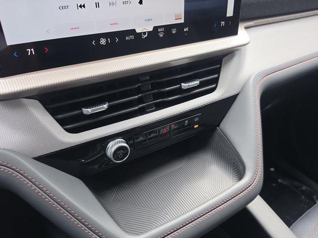 Certified 2026 Ford Explorer Active RWD image 26