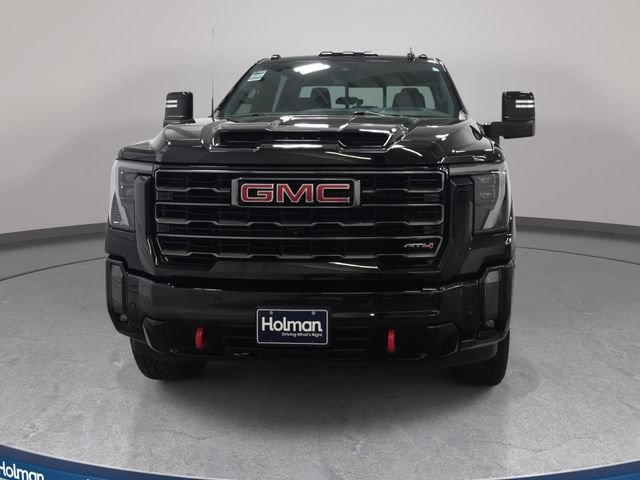 Used 2024 GMC Sierra 2500 AT4 w/ Technology Package AWD/4WD image 3