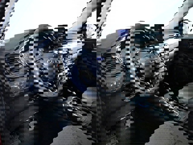 Certified 2022 Ford Escape SE w/ Cold Weather Package image 15