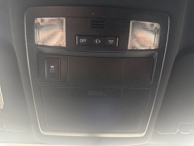 Used 2017 Toyota Tacoma TRD Sport AWD/4WD image 14