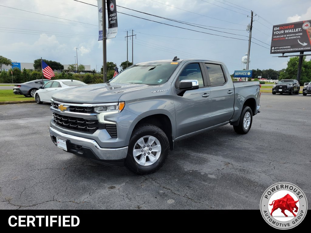 Used 2023 Chevrolet Silverado 1500 LT w/ Protection Package AWD/4WD image 2