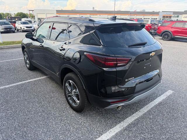 Used 2024 Chevrolet Blazer LT w/ Convenience Package FWD image 6