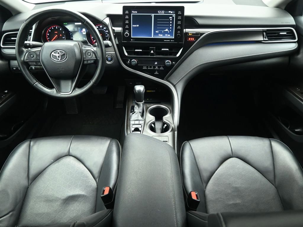 Used 2022 Toyota Camry XSE image 35