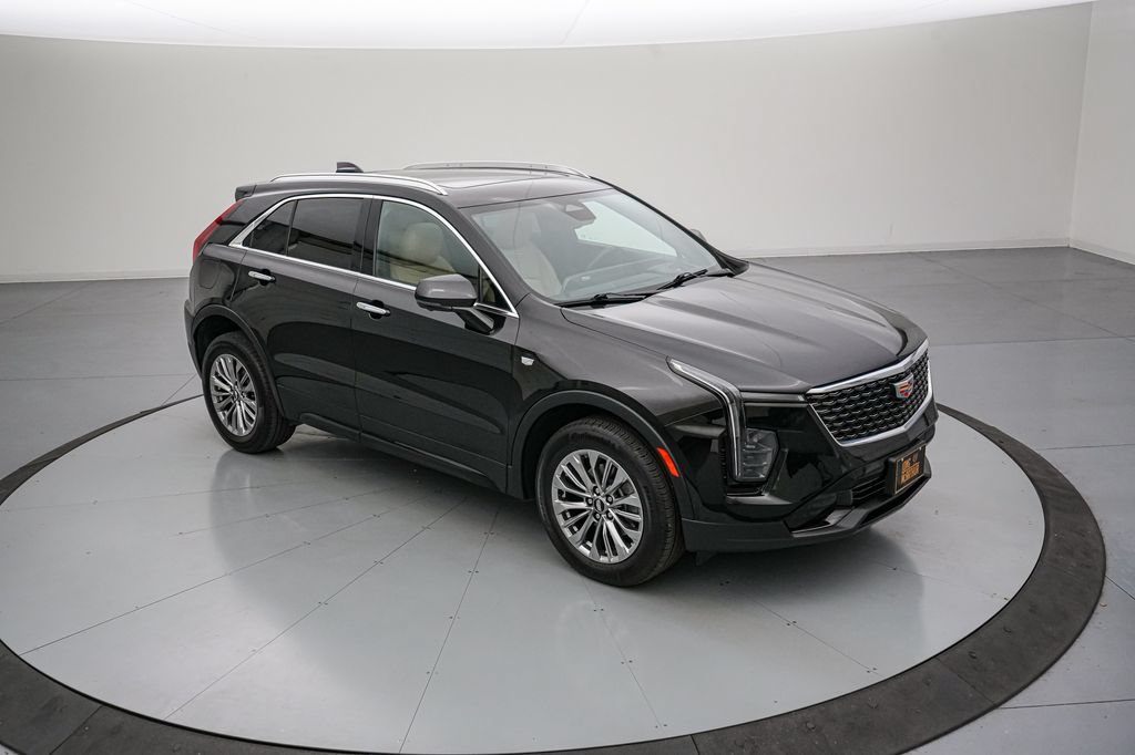 Used 2024 Cadillac XT4 Premium Luxury w/ Active Safety Package AWD/4WD image 2