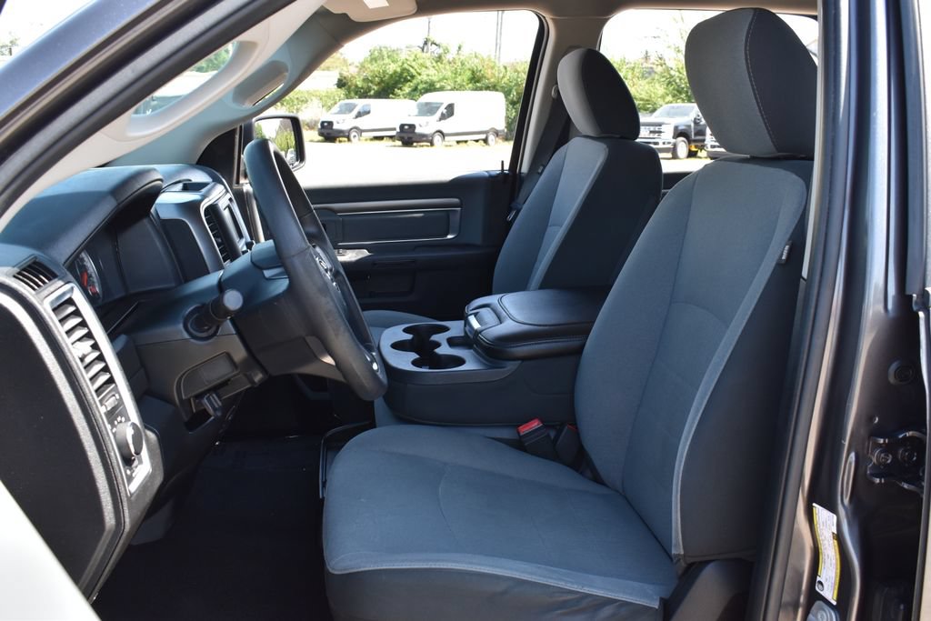 Used 2021 RAM 1500 Classic SLT AWD/4WD image 28