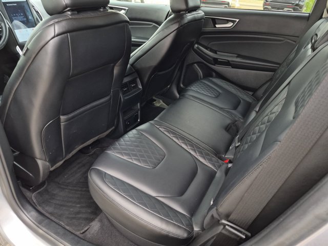 Certified 2024 Ford Edge Titanium AWD/4WD image 15