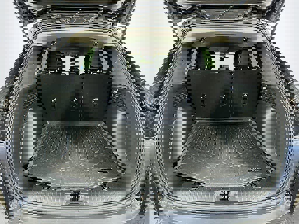 Certified 2020 Ford Escape Titanium image 24