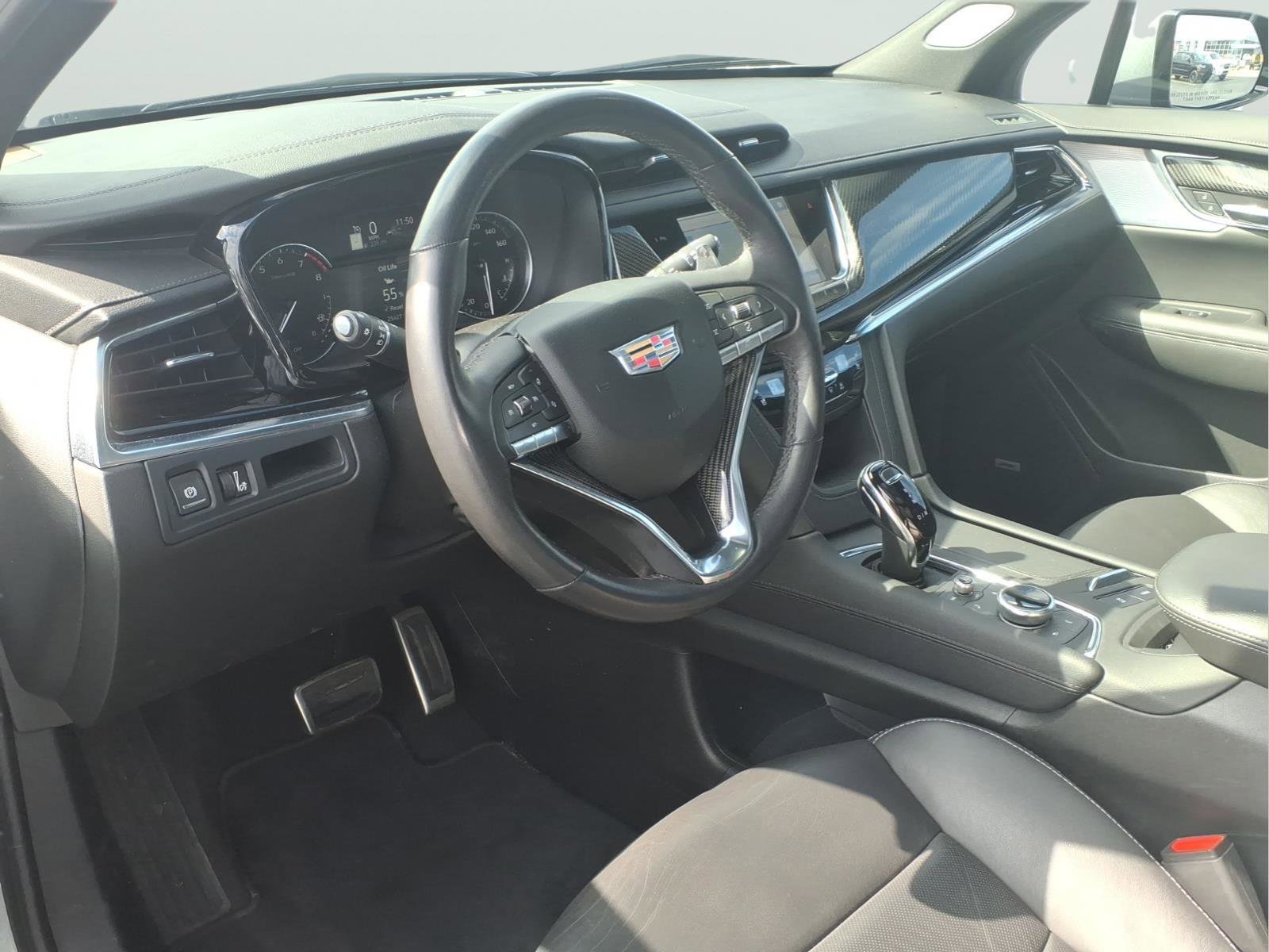 Used 2024 Cadillac XT6 Sport AWD/4WD image 7