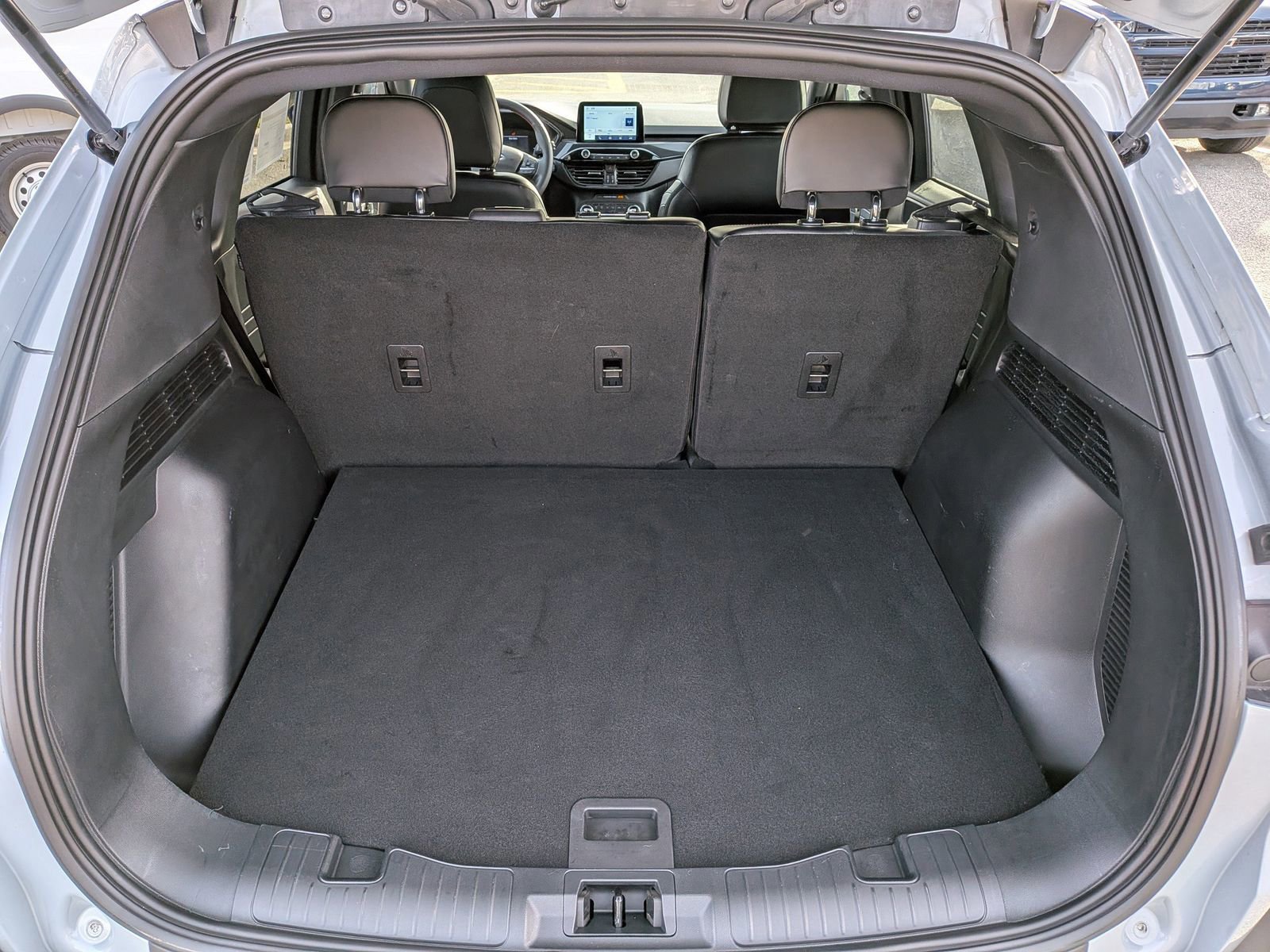 Certified 2025 Ford Escape ST-Line w/ Equipment Group 301A image 13