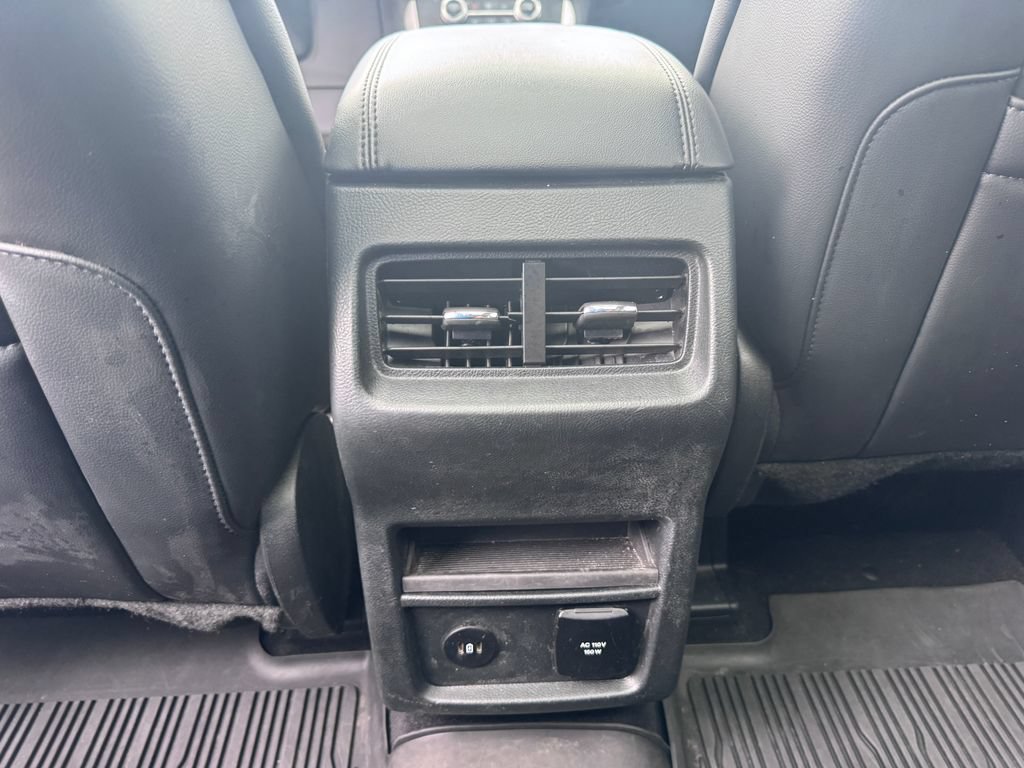 Certified 2024 Ford Edge SEL w/ Convenience Package AWD/4WD image 17