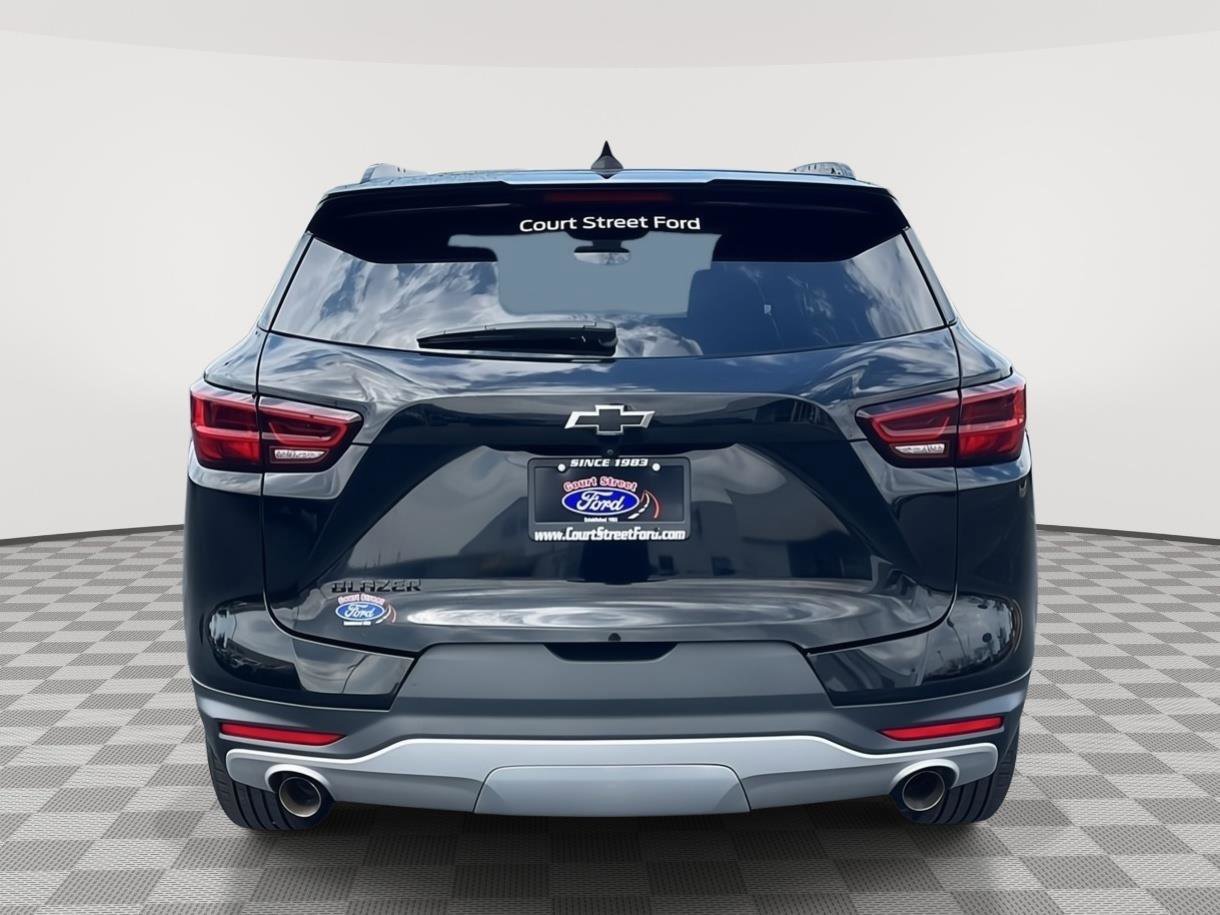 Used 2024 Chevrolet Blazer LT w/ Convenience Package image 4