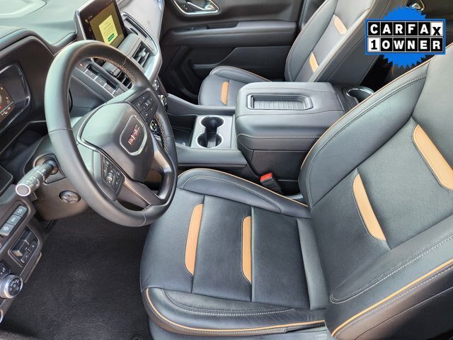 Used 2024 GMC Yukon AT4 w/ AT4 Premium Plus Package AWD/4WD image 12