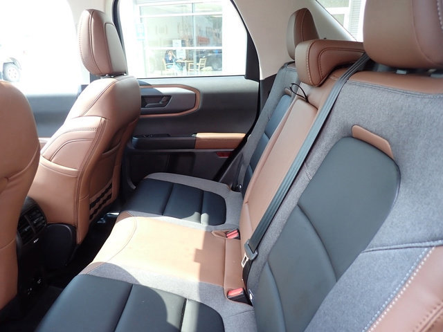 Certified 2024 Ford Bronco Sport Outer Banks w/ Tech Package image 13