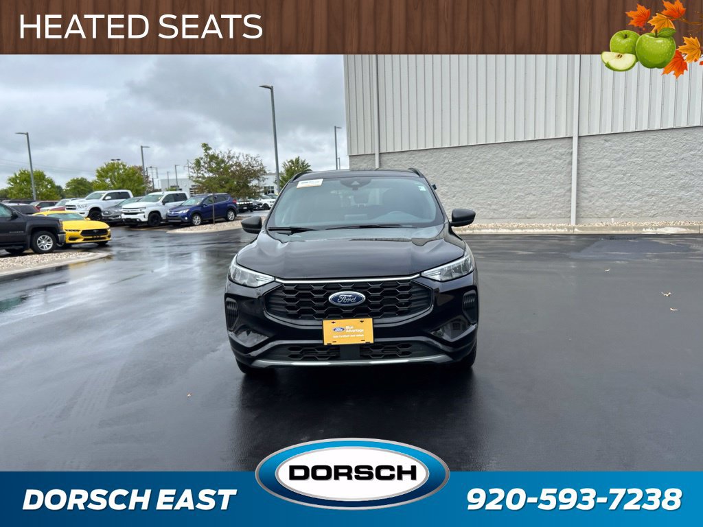Certified 2024 Ford Escape ST-Line AWD/4WD image 2