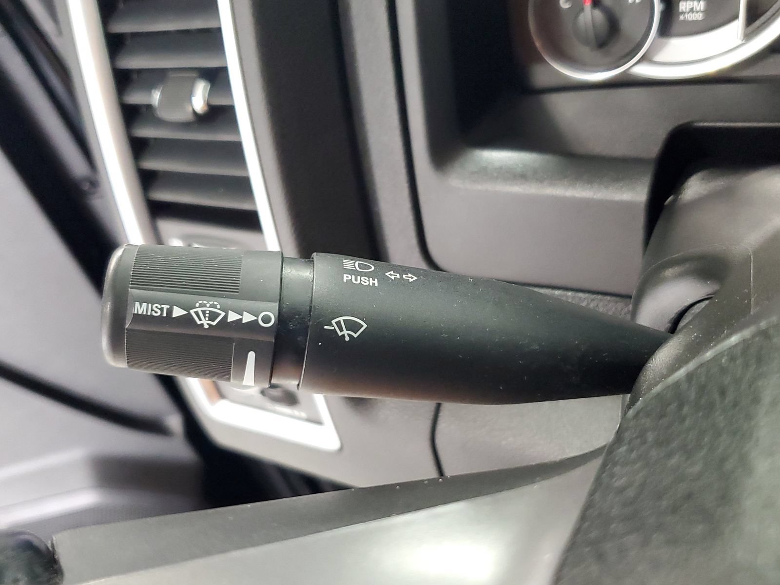 Used 2023 RAM 1500 Warlock AWD/4WD image 26