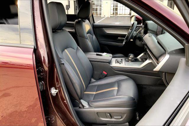 Used 2025 MAZDA CX-90 3.3 Turbo S w/ Premium Package image 10