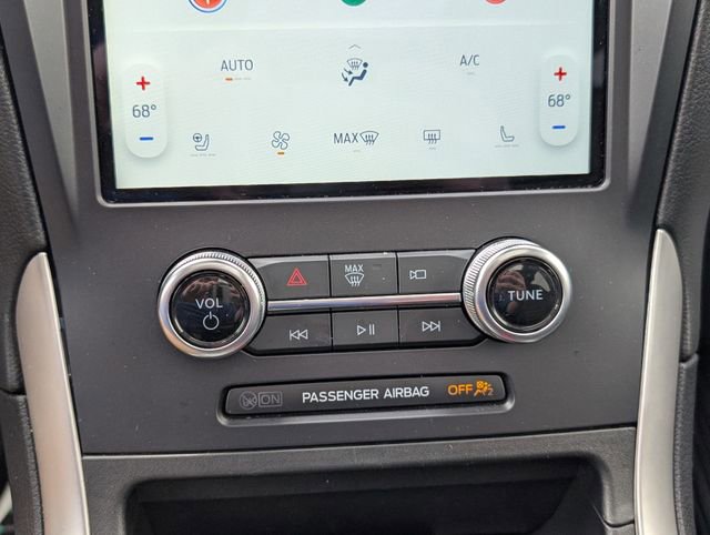 Certified 2024 Ford Edge SEL w/ Convenience Package AWD/4WD image 19