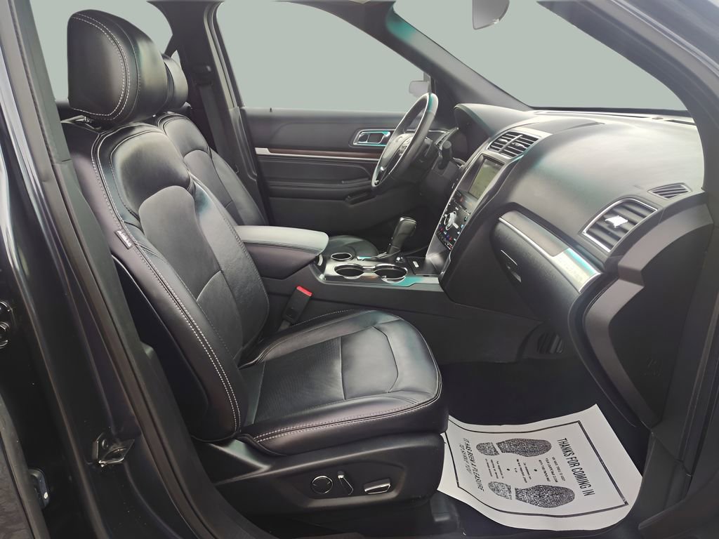 Certified 2017 Ford Explorer Limited image 36