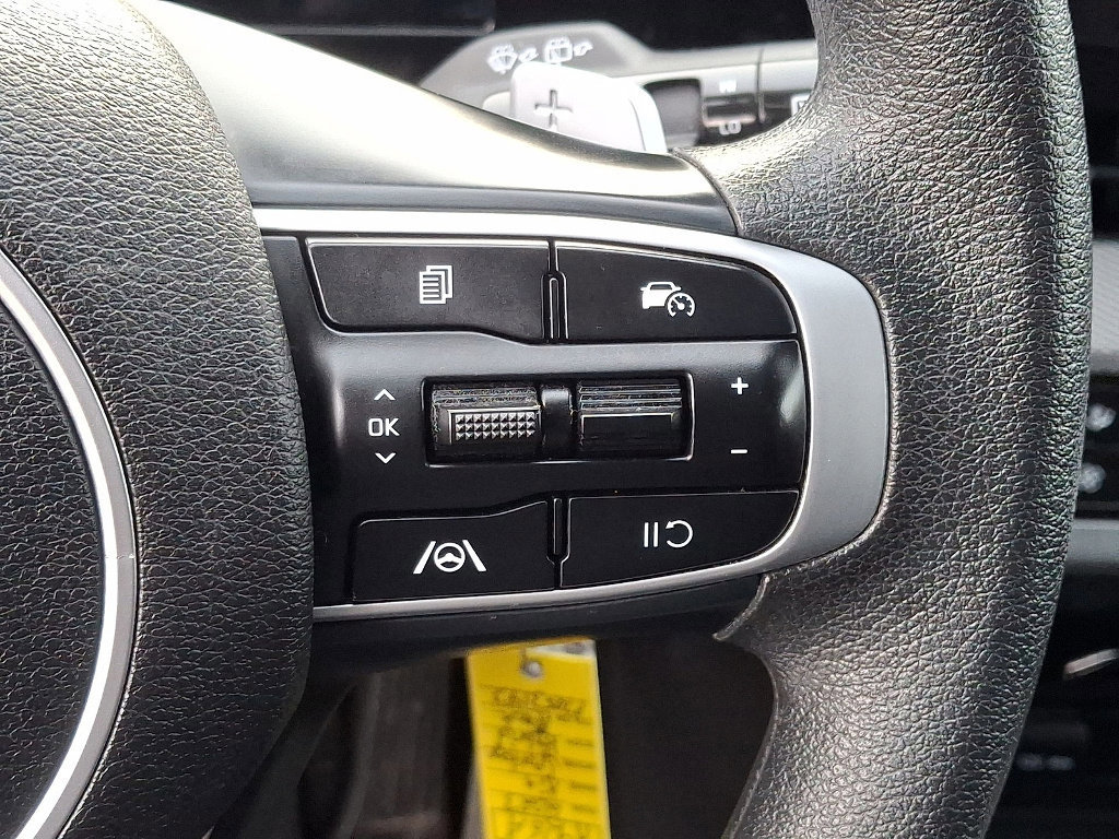 Used 2023 Kia Sportage LX image 23