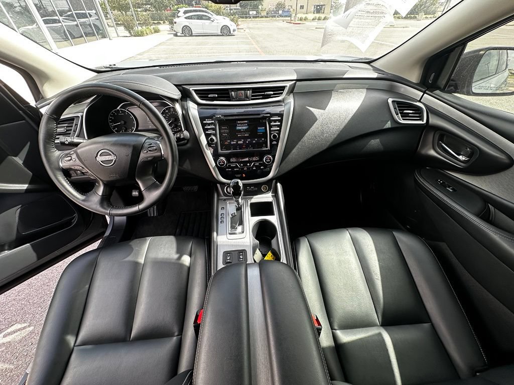 Used 2023 Nissan Murano SV w/ SV Midnight Edition Package FWD image 10