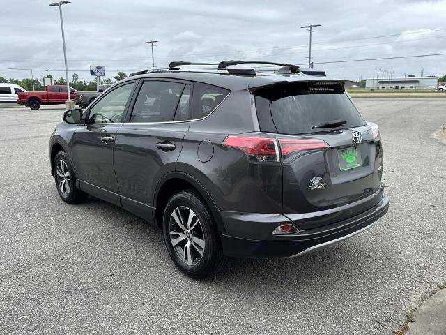 Used 2017 Toyota RAV4 XLE FWD image 5
