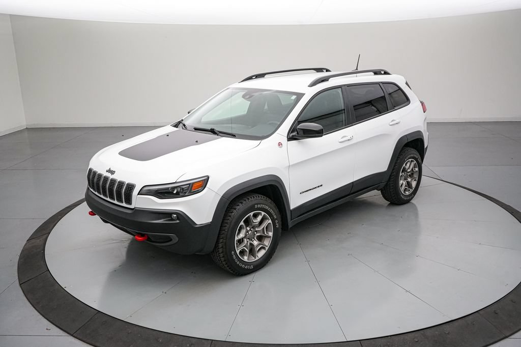Used 2022 Jeep Cherokee Trailhawk w/ Premium Leather Package AWD/4WD image 8