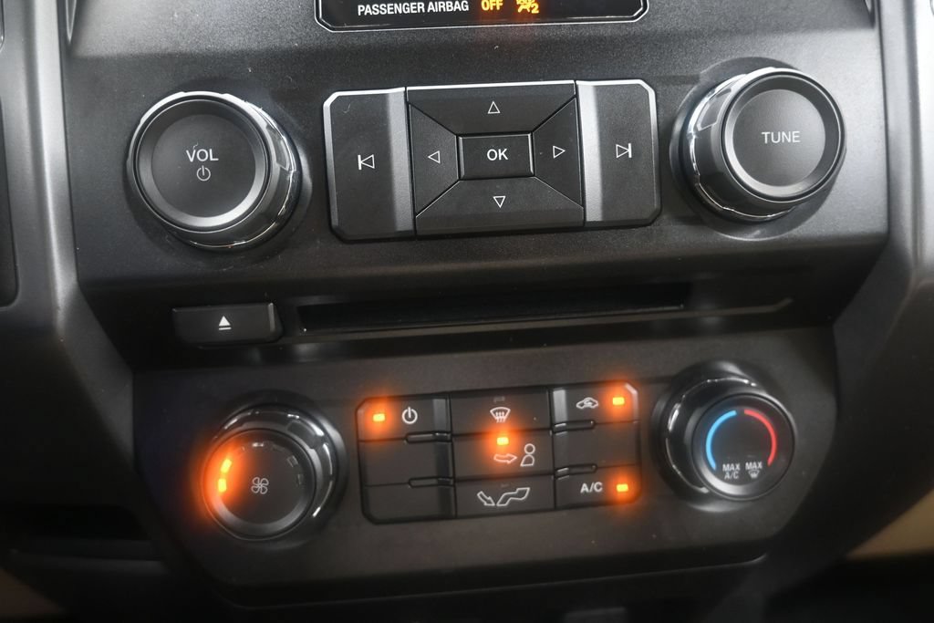 Certified 2018 Ford F150 XLT RWD image 27