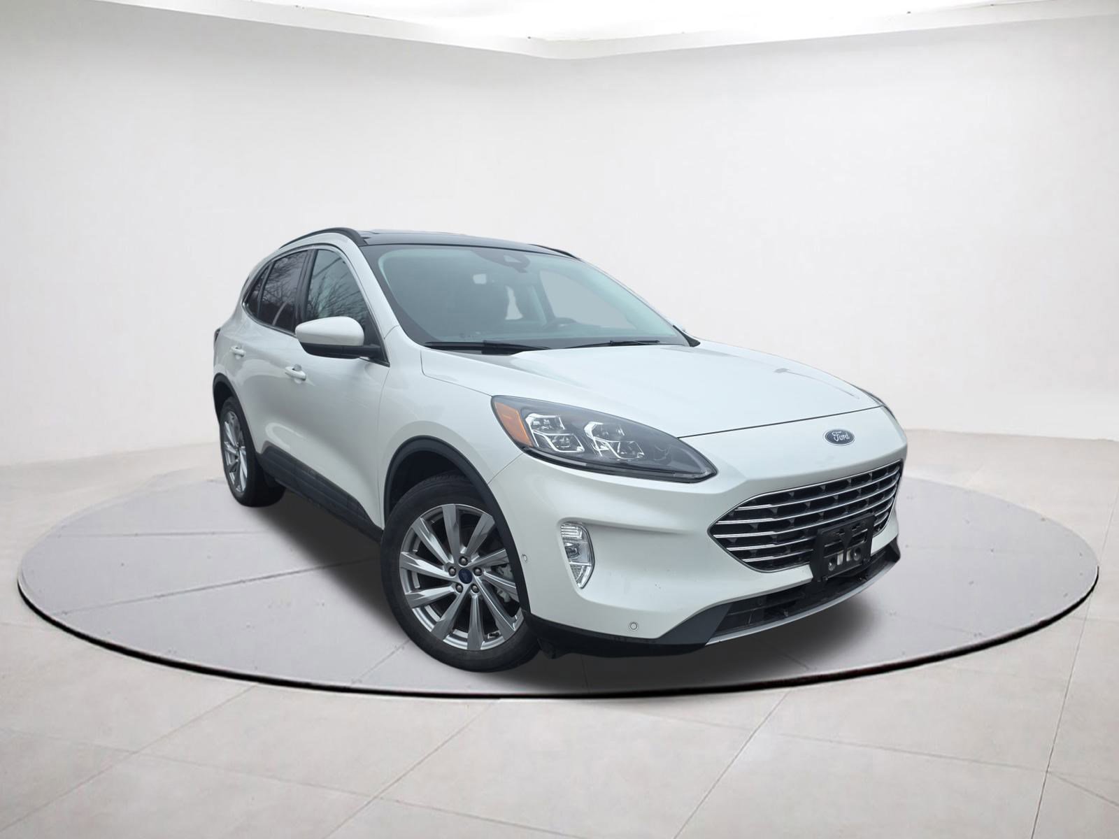 Certified 2022 Ford Escape Titanium w/ Titanium Elite Package image 8