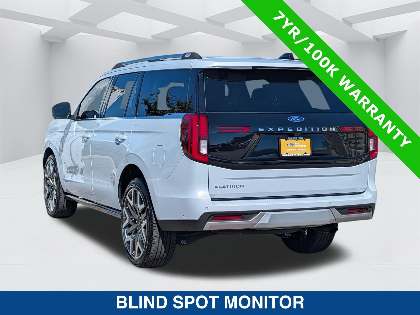 Certified 2025 Ford Expedition Platinum w/ Platinum Ultimate Package AWD/4WD image 7