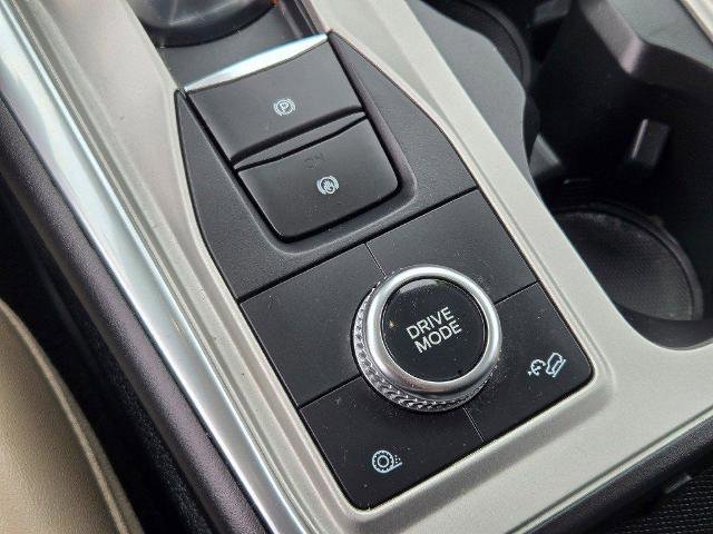 Certified 2023 Ford Explorer XLT w/ Equipment Group 202A image 33